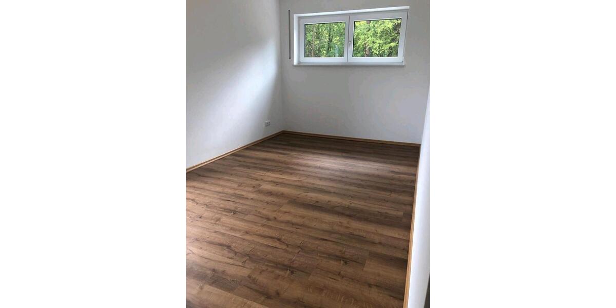 Doppelhaushälfte Kelheim - 5 Zimmer, 130 m&sup2;, 1.490&euro; | Angebot:26007666