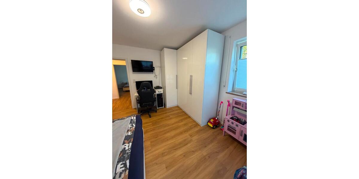 Erdgeschoßwohnung Neutraubling - 3 Zimmer, 86 m&sup2;, 385.000&euro; | Angebot:27271532