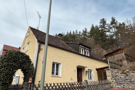 Haus Burglengenfeld - 6 Zimmer, 90 m&sup2;, 150.000&euro; | Angebot:26049165