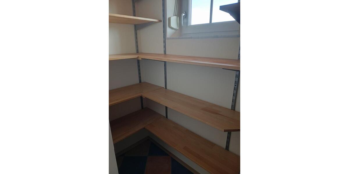 Helle, geräumige Dachgeschosswohnung mit 78 qm in Reichenbach 3 zimmer