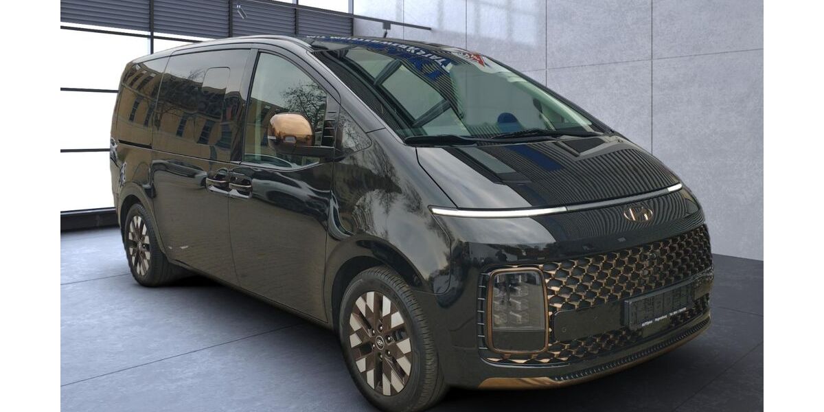 Hyundai STARIA 63.600 km 37.990 &euro; Regensburg 93053