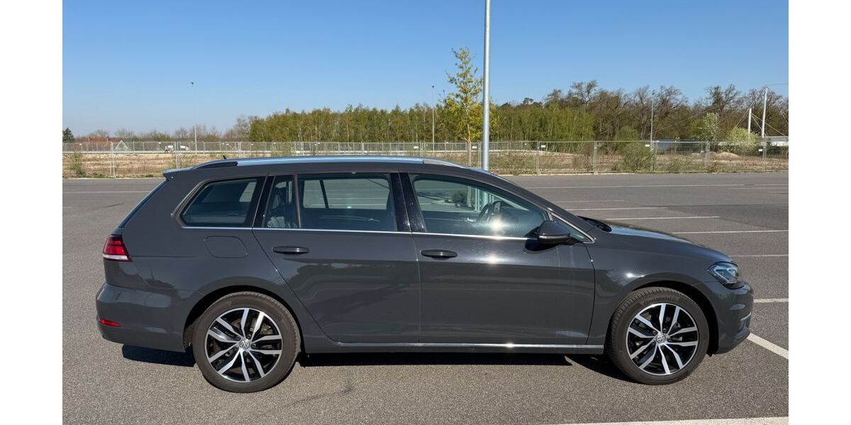 VW Golf 97.000 km 15.500 &euro; Burglengenfeld 93133