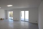 Erdgeschoßwohnung Pentling - 4 Zimmer, 160 m&sup2;, 1.800&euro; | Angebot:26591909