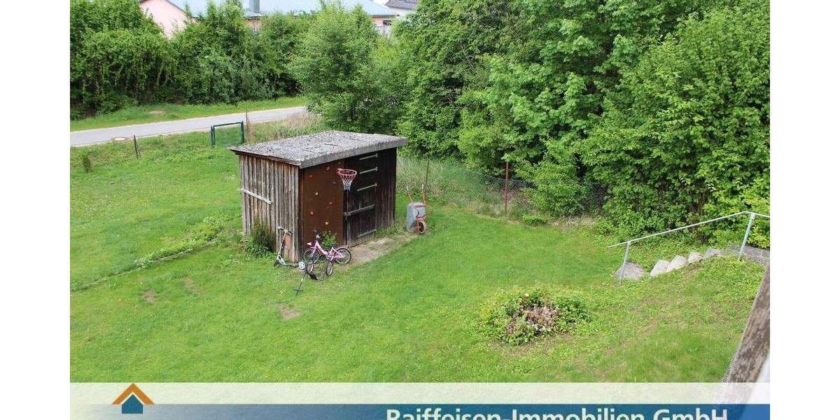 Gepflegtes Einfamilienhaus, kernsaniert, ruhige Lage in Lappersdorf 5 zimmer