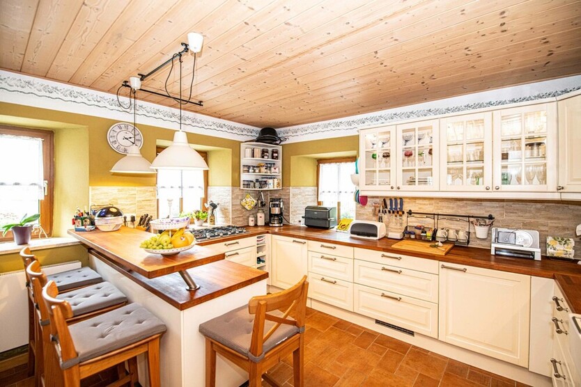 Historische Hofer Mühle: Denkmalgeschütztes Wohnerlebnis mit einzigartiger Atmosphäre 4 zimmer