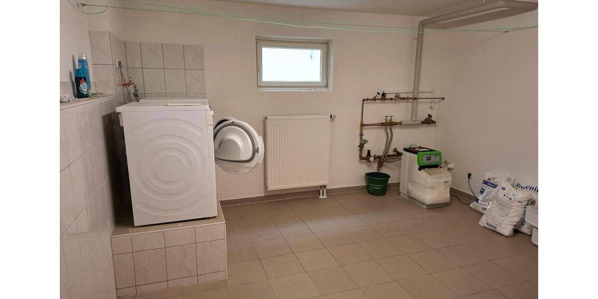Einfamilienhaus Hausen - 9 Zimmer, 218 m&sup2;, 875.000&euro; | Angebot:26891229