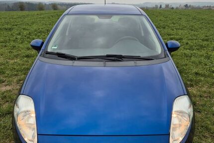 Fiat Punto 67.300 km 2.700 &euro; Regensburg 93057