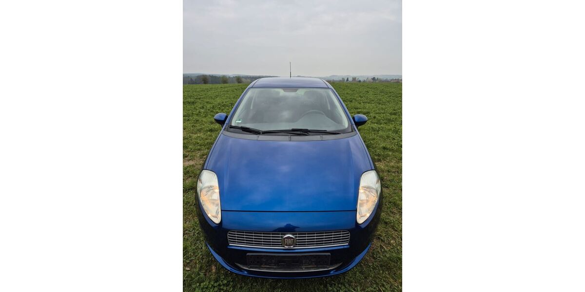 Fiat Punto 67.300 km 2.800 &euro; Regensburg 93057