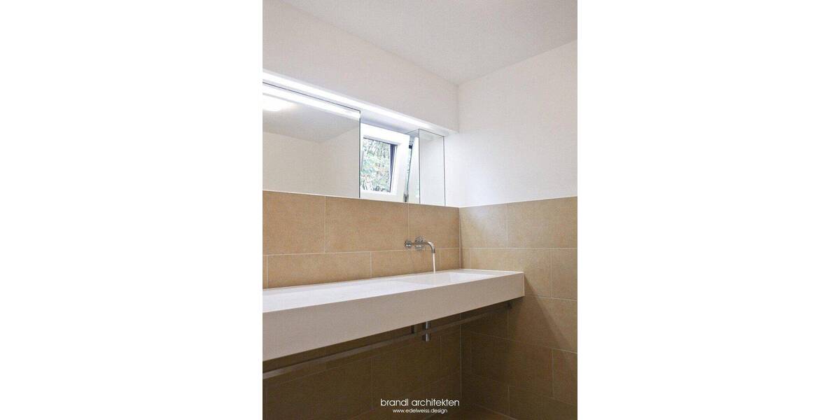 Doppelhaushälfte Regensbsurg Westenviertel - 7 Zimmer, 220 m&sup2;, 1.599.000&euro; | Angebot:26816371