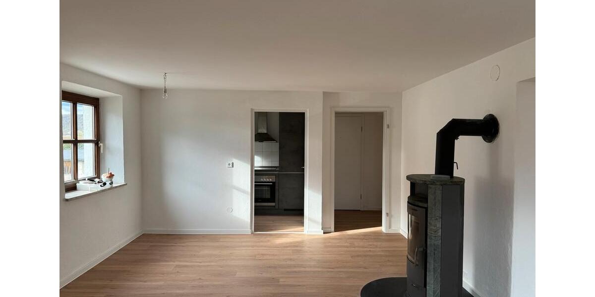 Etagenwohnung Saal an der Donau - 3 Zimmer, 65 m&sup2;, 730&euro; | Angebot:27540111