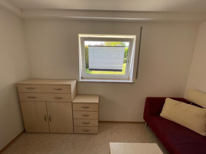 Wohnung - Vollmöblierte 40 m² KellerWohnung