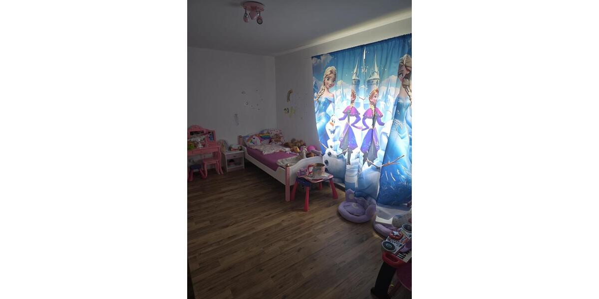 Erdgeschoßwohnung Regensburg Ganghofersiedlung - 4.5 Zimmer, 133 m&sup2;, 1.400&euro; | Angebot:26318838