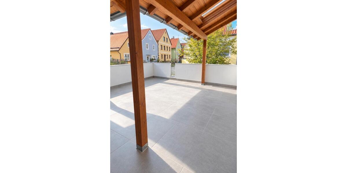 Etagenwohnung Beratzhausen - 7 Zimmer, 120 m&sup2;, 980&euro; | Angebot:27601893