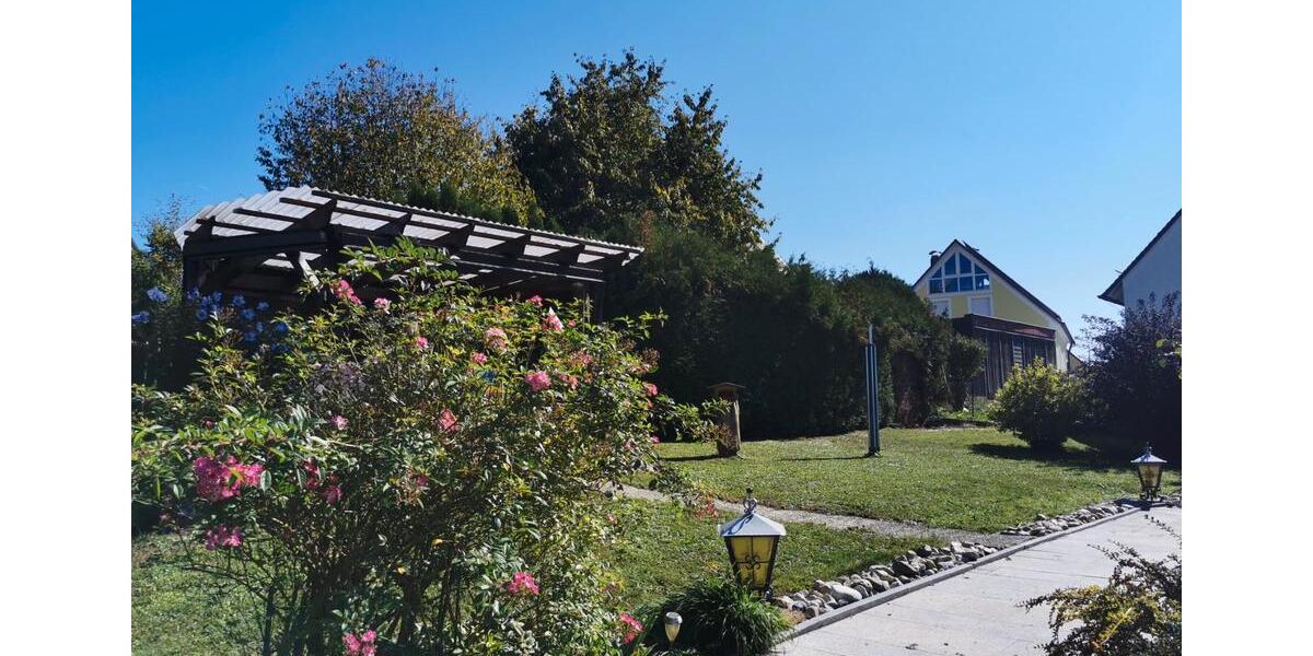 Erdgeschoßwohnung Bad Abbach - 3 Zimmer, 117 m&sup2;, 1.350&euro; | Angebot:26335469