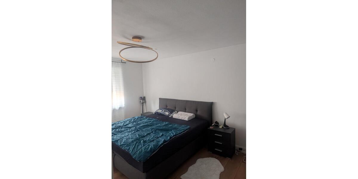 Etagenwohnung Neutraubling - 4 Zimmer, 97 m&sup2;, 430.000&euro; | Angebot:27296996
