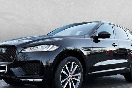 Jaguar F-Pace 25.900 km 40.890 &euro; Regensburg 93059
