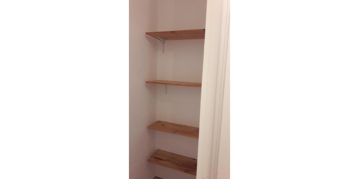 Etagenwohnung Nittendorf - 1 Zimmer, 32 m&sup2;, 395&euro; | Angebot:27605128