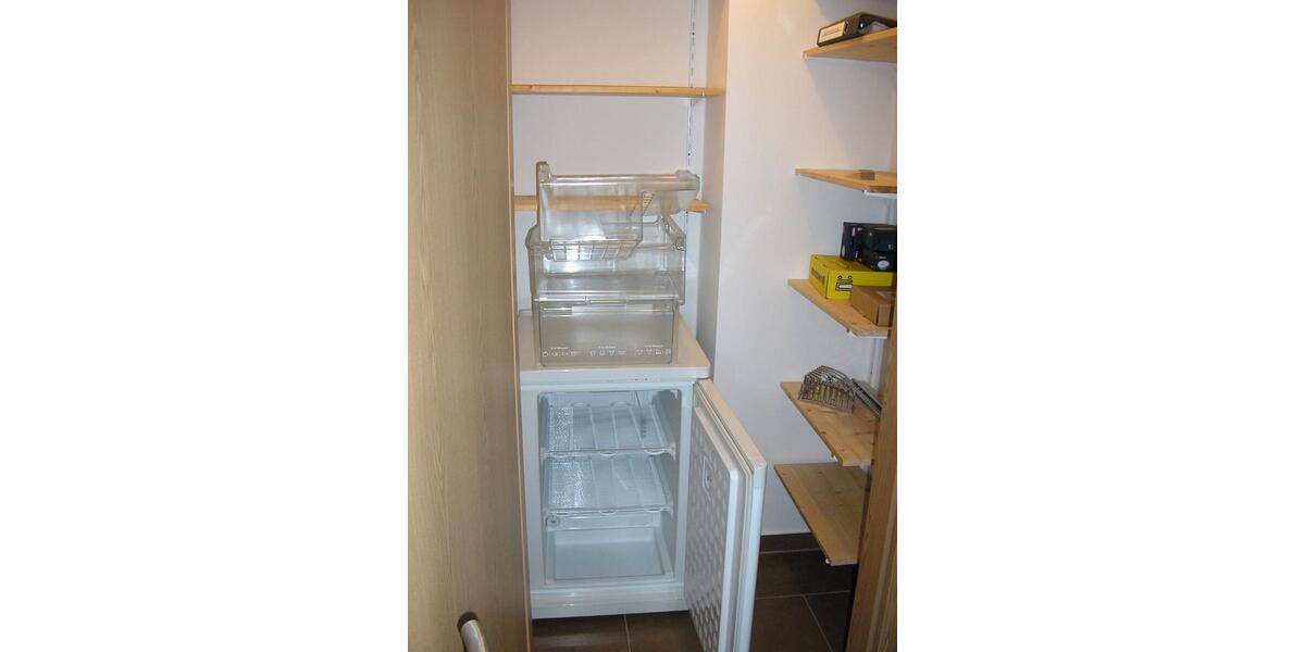Erdgeschoßwohnung Regensburg Konradsiedlung - 2 Zimmer, 75 m&sup2;, 900&euro; | Angebot:26413860