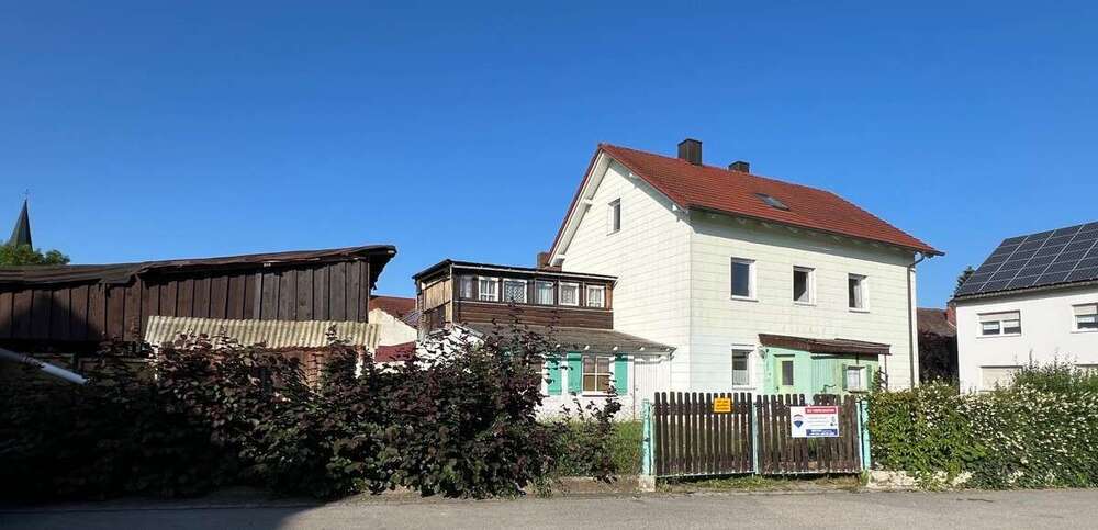 Haus zum Kaufen in Sünching 120.000 € 150 m²