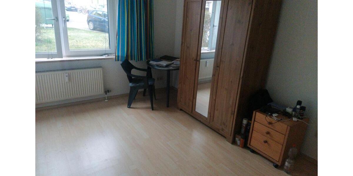 Erdgeschoßwohnung Regensburg Galgenberg - 1 Zimmer, 17 m&sup2;, 400&euro; | Angebot:25742549