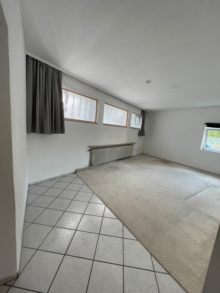 Große 4-Zimmer-Wohnung – perfekt für WG, 170 m²