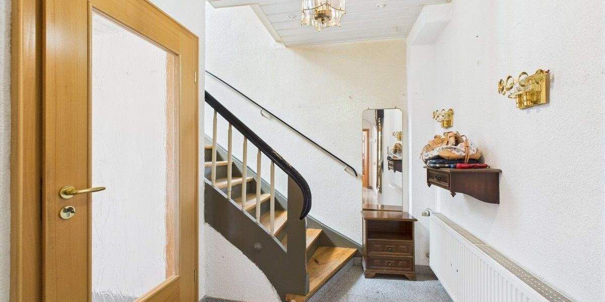 Einfamilienhaus Regensburg Galgenberg - 5 Zimmer, 119 m&sup2;, 450.000&euro; | Angebot:25780068