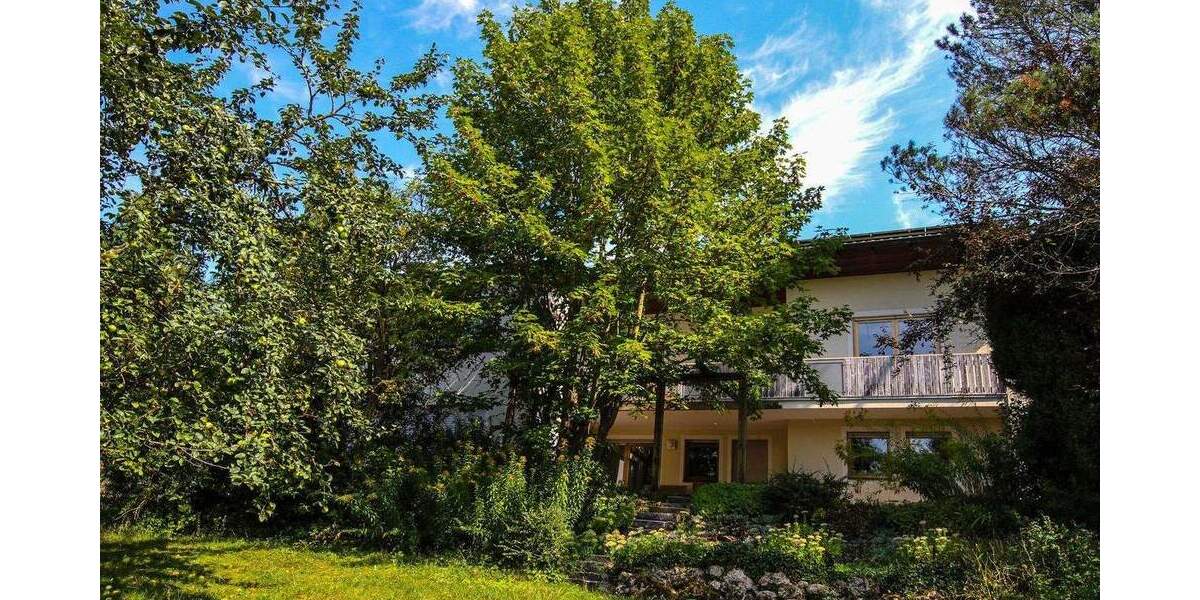 Einfamilienhaus Nittendorf Undorf - 8 Zimmer, 200 m&sup2;, 698.000&euro; | Angebot:24690123