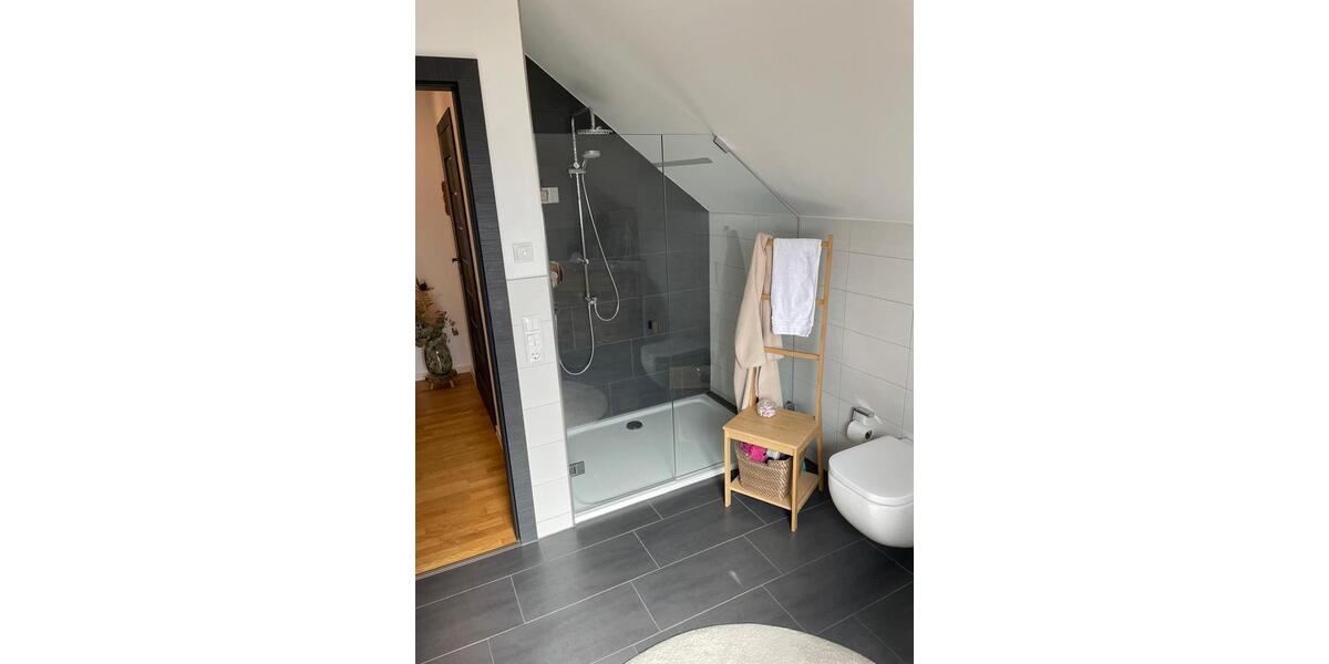 Dachgeschoßwohnung Tegernheim - 4 Zimmer, 116 m&sup2;, 684.000&euro; | Angebot:27021013