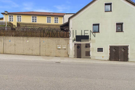 Haus Schierling - 4 Zimmer, 127 m&sup2;, 160.000&euro; | Angebot:26391577