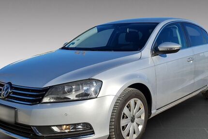VW Passat 192.000 km 9.490 € Pettendorf 93186