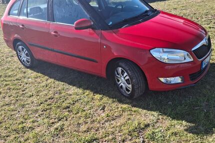 Skoda Fabia 106.000 km 5.900 &euro; Bernhardswald 93170