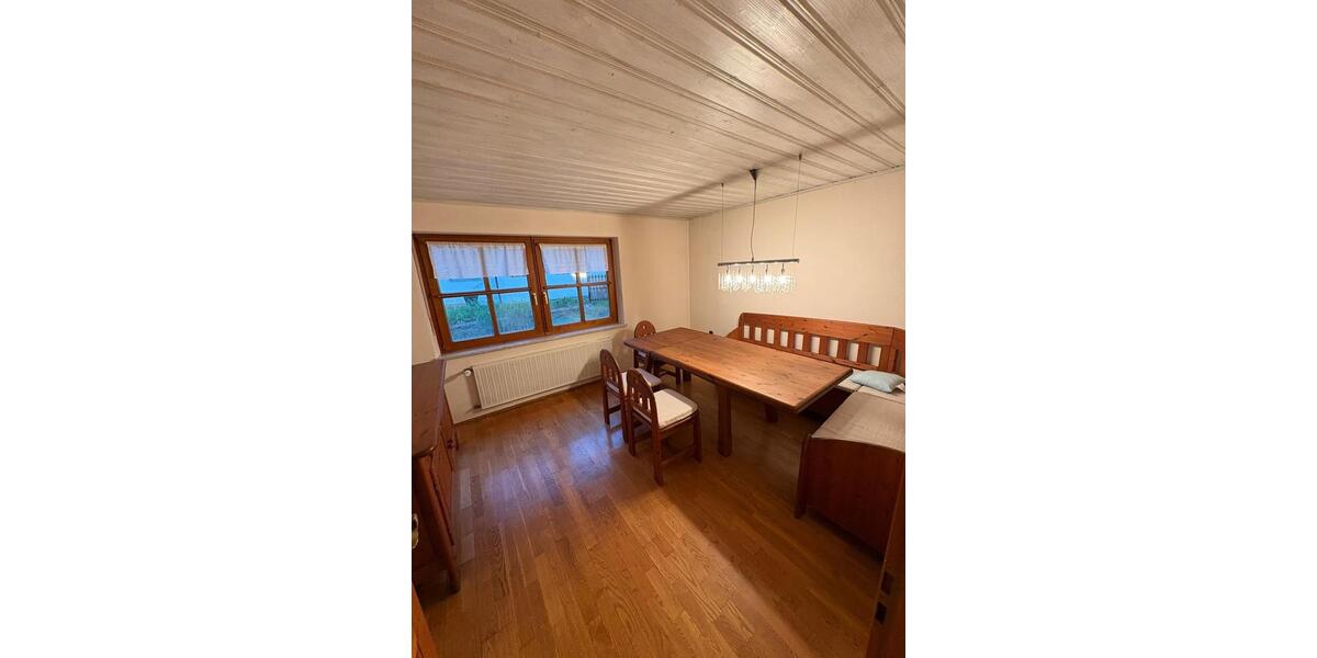 Einfamilienhaus Beratzhausen - 5 Zimmer, 200 m&sup2;, 1.740&euro; | Angebot:27614285