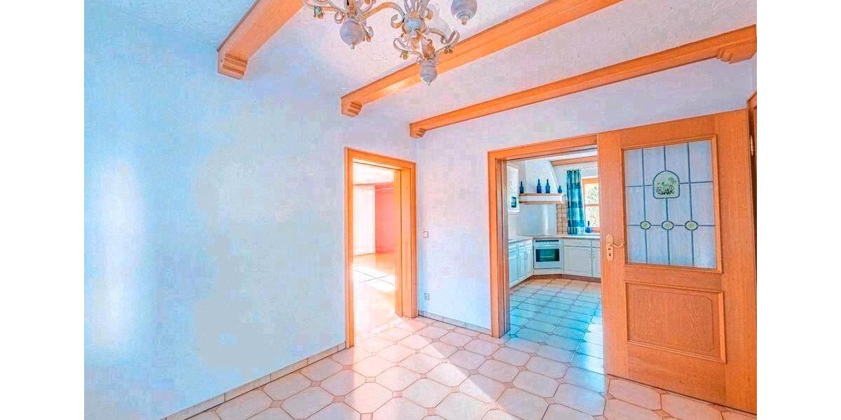 Einfamilienhaus Geiselhöring - 11 Zimmer, 300 m&sup2;, 749.000&euro; | Angebot:26276397