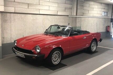Fiat 124 Spider