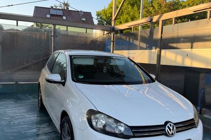 VW Golf 115.000 km 5.900 &euro; Regensburg 93055