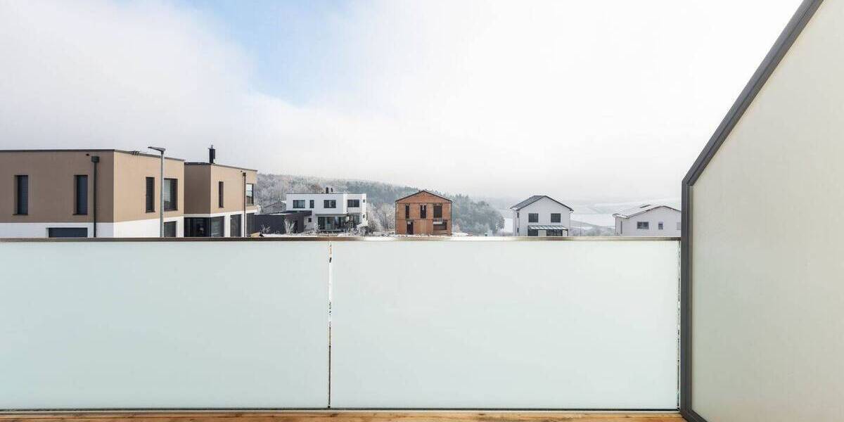 Etagenwohnung Pentling Großberg - 3 Zimmer, 85 m&sup2;, 1.275&euro; | Angebot:26358713