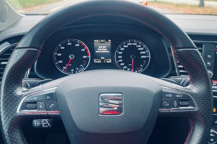 Seat Leon 118.000 km 14.800 &euro; Regensburg 93051
