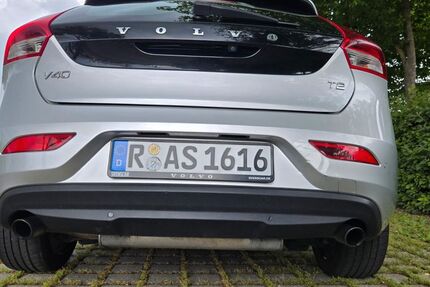 Volvo V40 128.000 km 9.200 &euro; Neutraubling 93073