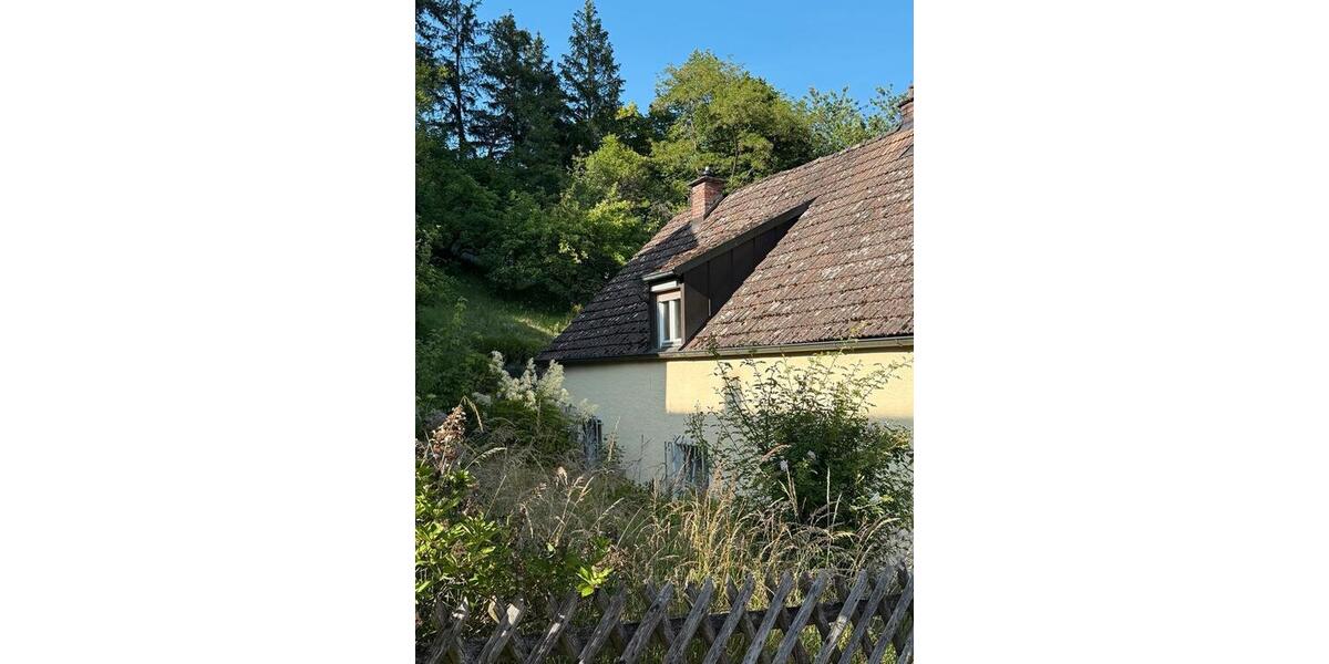 Einfamilienhaus Burglengenfeld - 6 Zimmer, 90 m&sup2;, 150.000&euro; | Angebot:26049165