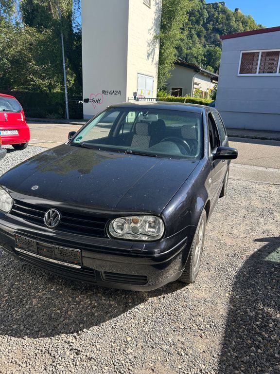 VW Golf 216.000 km 750 € Tegernheim 93105