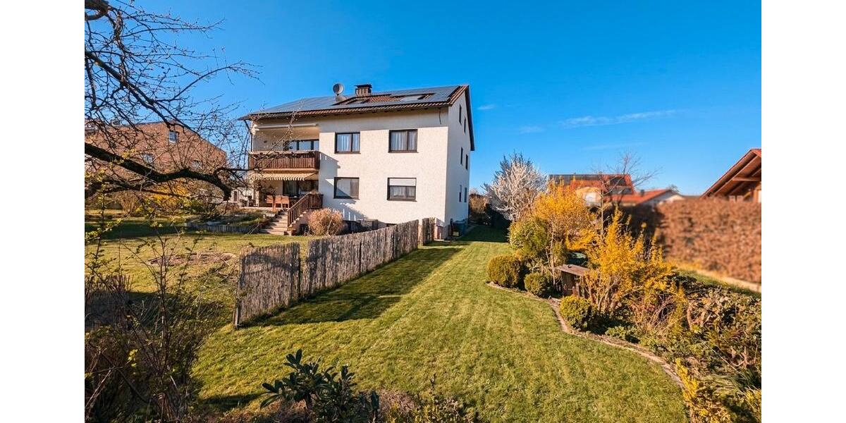 Dachgeschoßwohnung Wenzenbach - 4 Zimmer, 89 m&sup2;, 990&euro; | Angebot:26284468