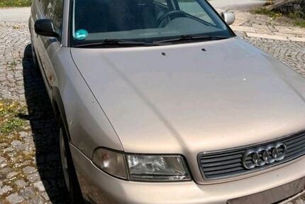 Audi A4 206.000 km 1.600 &euro; Burglengenfeld 93133