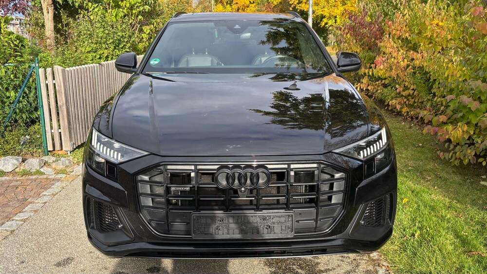 Audi Q8 66.910 km 42.999 &euro; Regensburg 93055
