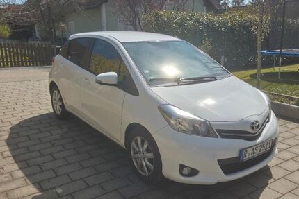 Toyota Yaris 104.000 km 6.800 &euro; Beratzhausen 93176