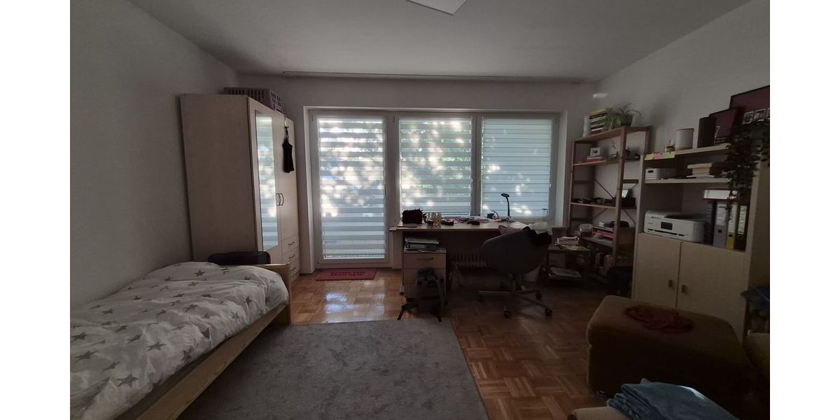 Apartment mit Südbalkon in Regensburg - Appartement Regensburg Ganghofersiedlung | Angebot:27263216
