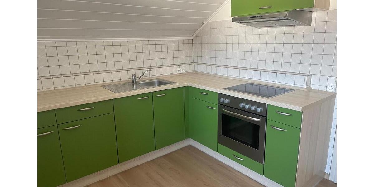 Dachgeschoßwohnung Saal an der Donau - 3.5 Zimmer, 84 m&sup2;, 740&euro; | Angebot:26340134