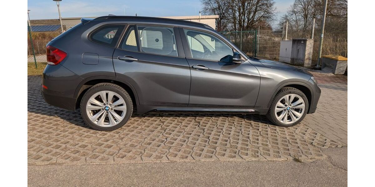 BMW X1 185.000 km 11.000 &euro; Abensberg 93326