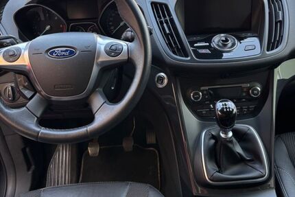 Ford Kuga 156.500 km 10.990 &euro; Maxhütte-Haidhof 93142
