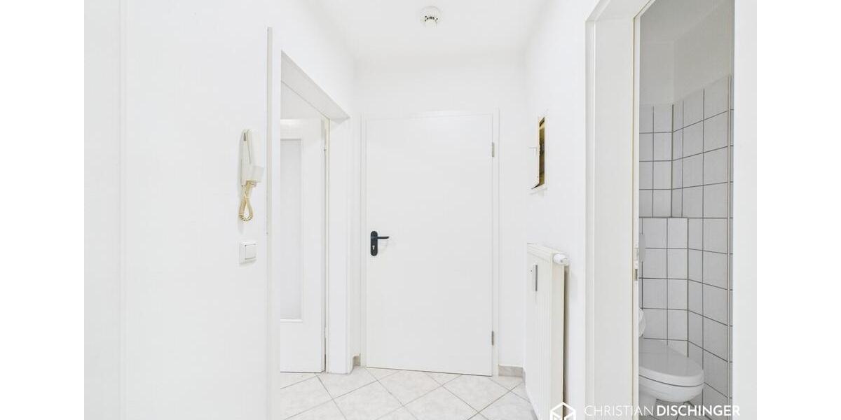 Etagenwohnung Nittendorf - 1 Zimmer, 38 m&sup2;, 420&euro; | Angebot:26251921