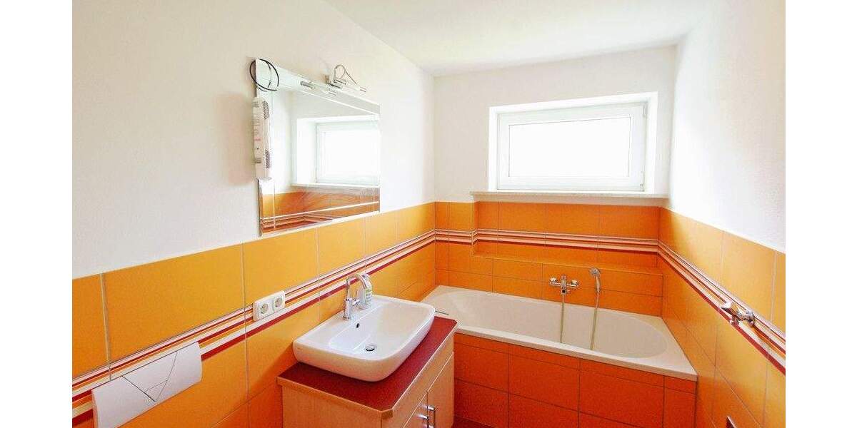 Etagenwohnung Regensburg Ostenviertel - 3 Zimmer, 87 m&sup2;, 790&euro; | Angebot:25775457